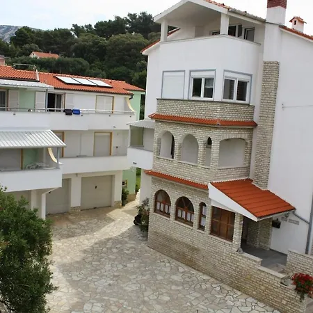 Apartment With A Parking Space Rab - 14792
