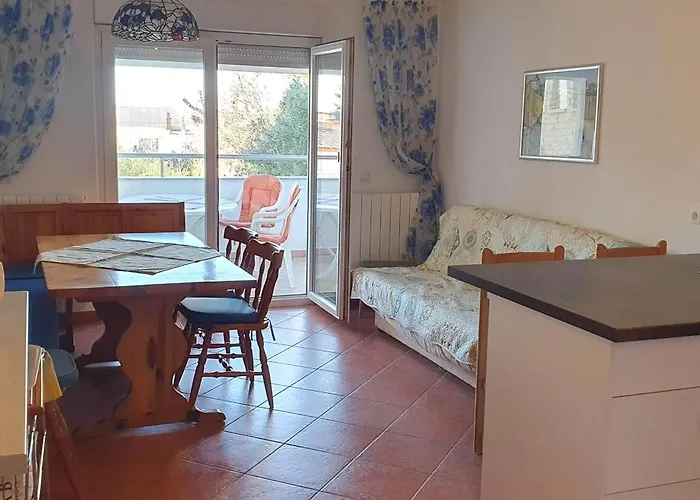 Apartment With Parking Space Rab - 14792 *